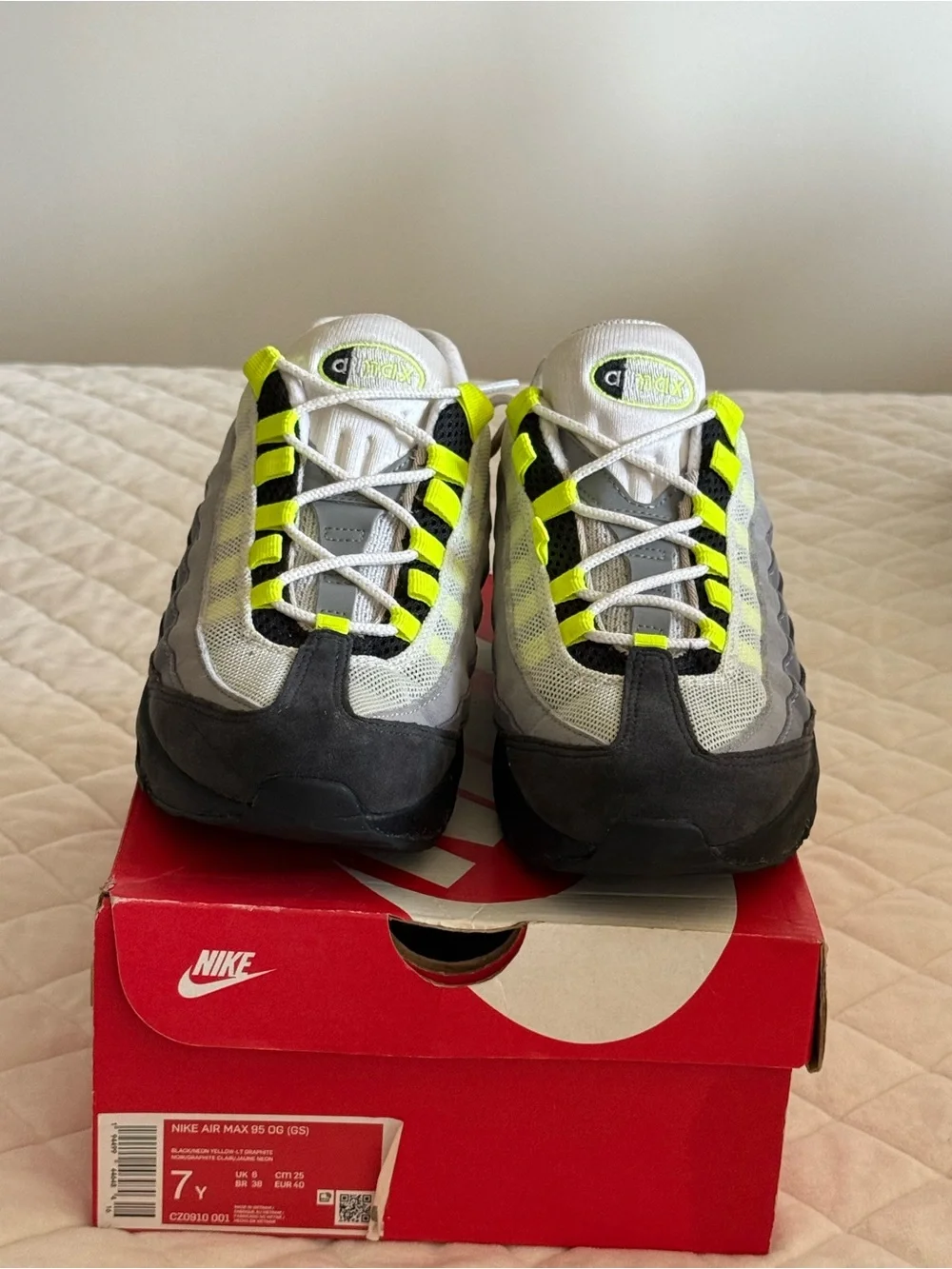 Nike Men’s Air Max 95 Sneakers - Gray with Neon Yellow Accents